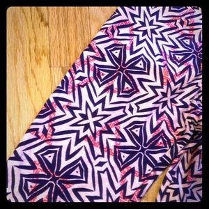 NWOT Lularoe one size leggings